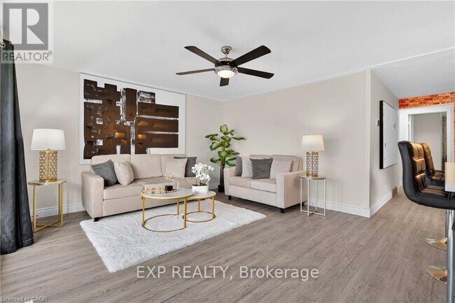 146 Appalachian Crescent in Kitchener, ON - Building Photo - Building Photo