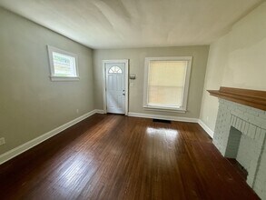 185 Clinton St in Columbus, OH - Foto de edificio - Building Photo