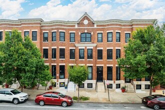 2527-2531 Saint Paul St in Baltimore, MD - Building Photo - Building Photo