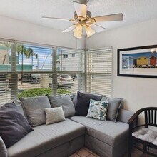 301 Van Buren St, Unit 101D in Hollywood, FL - Foto de edificio - Building Photo
