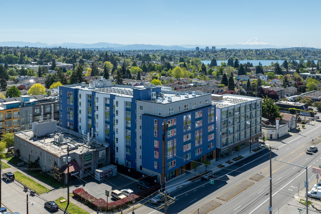 John Fox Place in Seattle, WA - Building Photo