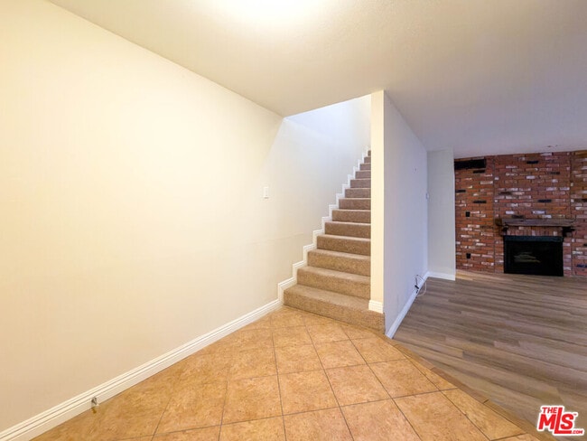 9531 Vía Ricardo in Burbank, CA - Building Photo - Building Photo