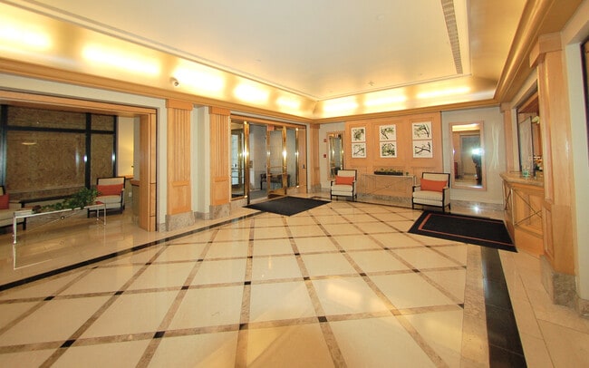 601 Pennsylvania Ave NW in Washington, DC - Foto de edificio - Building Photo