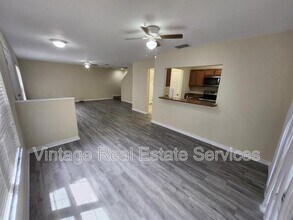 10932 Keys Gate Dr in Riverview, FL - Building Photo - Building Photo