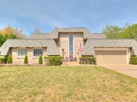 1533 Glenbrook Dr in Oklahoma City, OK - Building Photo