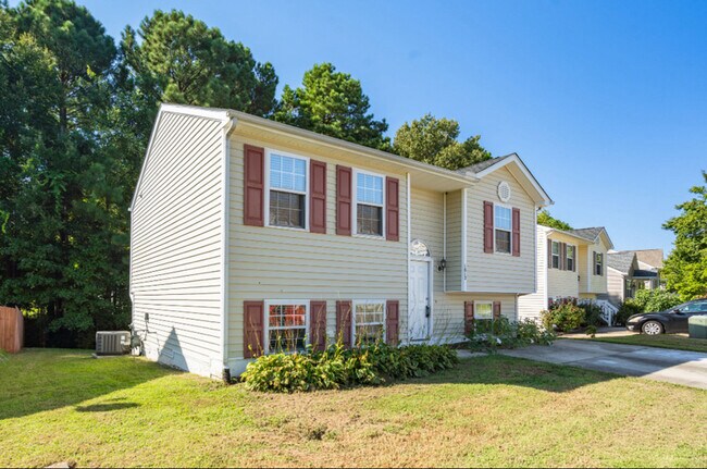 1812 Shiva Ct in Durham, NC - Building Photo - Building Photo