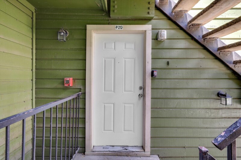9831 Walnut St in Dallas, TX - Building Photo
