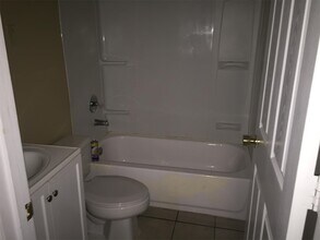 3895 St Elmo Ave in Memphis, TN - Building Photo - Building Photo