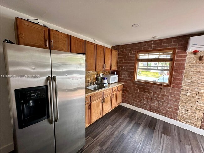 15448 SW 62nd St in Miami, FL - Building Photo - Building Photo