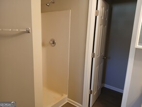 5190 Hanover St in Atlanta, GA - Building Photo - Building Photo