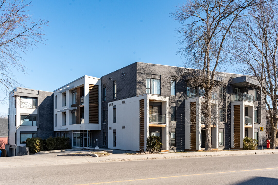 2580 Sainte-Foy Ch in Québec, QC - Building Photo