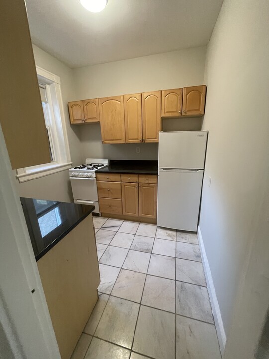 1177 Commonwealth Ave, Unit 14 in Boston, MA - Building Photo