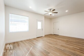 5789 E Bristol St in Bel Aire, KS - Building Photo - Building Photo