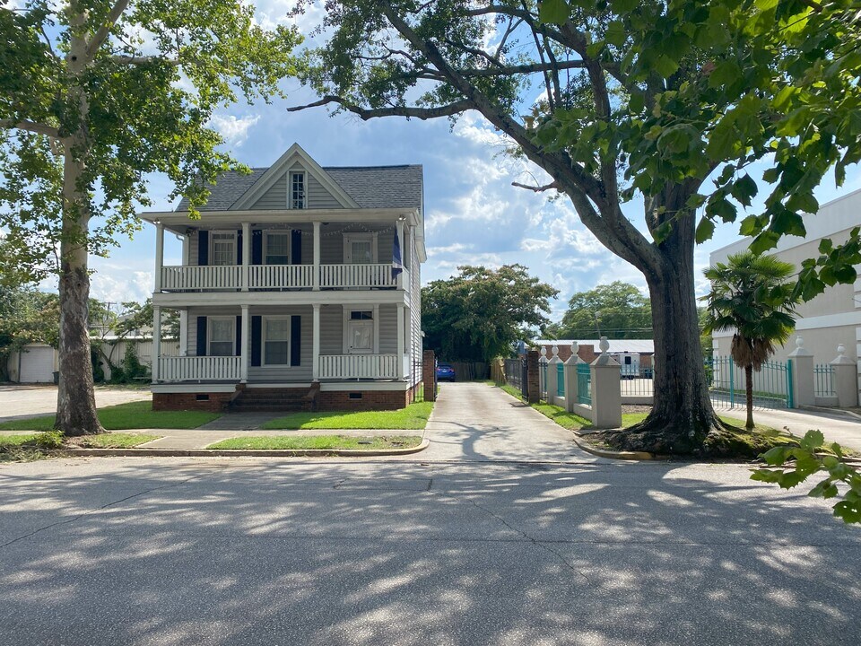 2113 Gadsden St, Unit Unit B in Columbia, SC - Building Photo