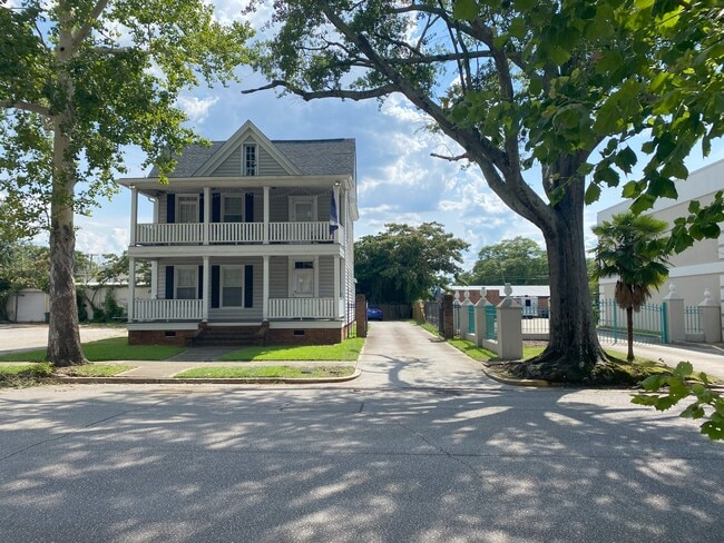 property at 2113 Gadsden St