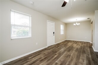 639 SW 4th Terrace in Cape Coral, FL - Building Photo - Building Photo