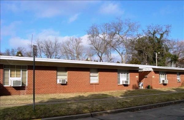 property at 611 Hoover St