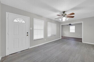 4913 S 26th St in McAllen, TX - Building Photo - Building Photo