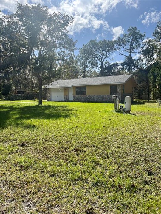 3014 E Buck Ct in Inverness, FL - Building Photo