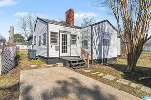 1872 Princeton Ct SW in Birmingham, AL - Building Photo