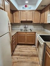 2437 Harbor Blvd in Port Charlotte, FL - Building Photo - Building Photo