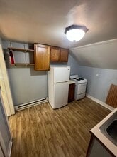 132 Reed St in Kalamazoo, MI - Building Photo - Building Photo