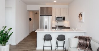 159 N Aberdeen St in Chicago, IL - Building Photo