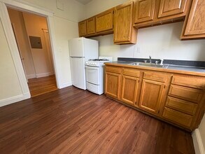 1868 Commonwealth Ave, Unit 2 in Boston, MA - Building Photo - Building Photo