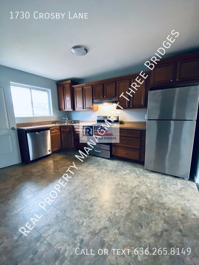 property at 1730 Crosby Ln