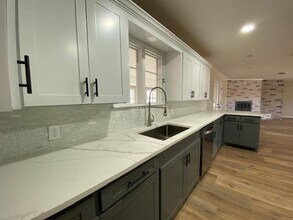 2310 N Aspen Dr in Pampa, TX - Building Photo - Building Photo