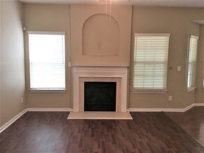 6832 Brachnell View Dr in Charlotte, NC - Foto de edificio - Building Photo