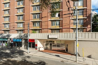 Bradley Court in Toronto, ON - Building Photo - Building Photo