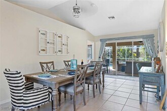 4810 SW 25th Pl in Cape Coral, FL - Foto de edificio - Building Photo