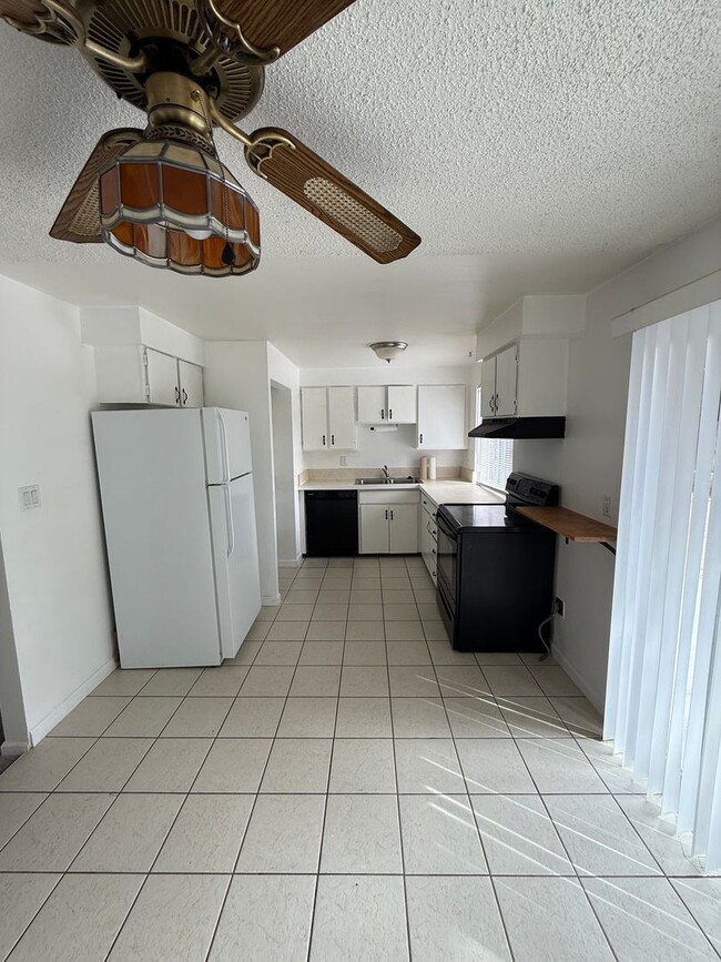 433 Oleander Way in Sparks, NV - Building Photo - Building Photo