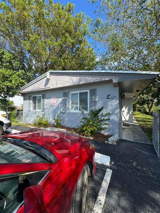 1034 NW 1st Ave in Fort Lauderdale, FL - Building Photo