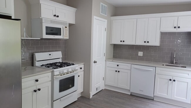 139 S Lumber St, Unit 2