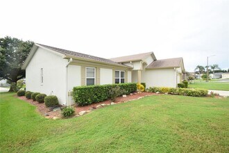 5955 Chickadee Dr in Lakeland, FL - Building Photo - Building Photo