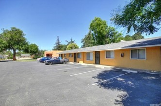 661 Walnut St in West Sacramento, CA - Building Photo - Building Photo