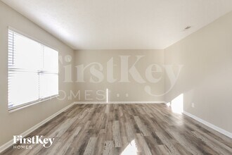 7250 Pipestone Dr in Indianapolis, IN - Building Photo - Building Photo