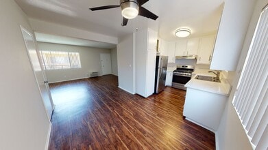 20404 Cohasset in Los Angeles, CA - Building Photo - Interior Photo