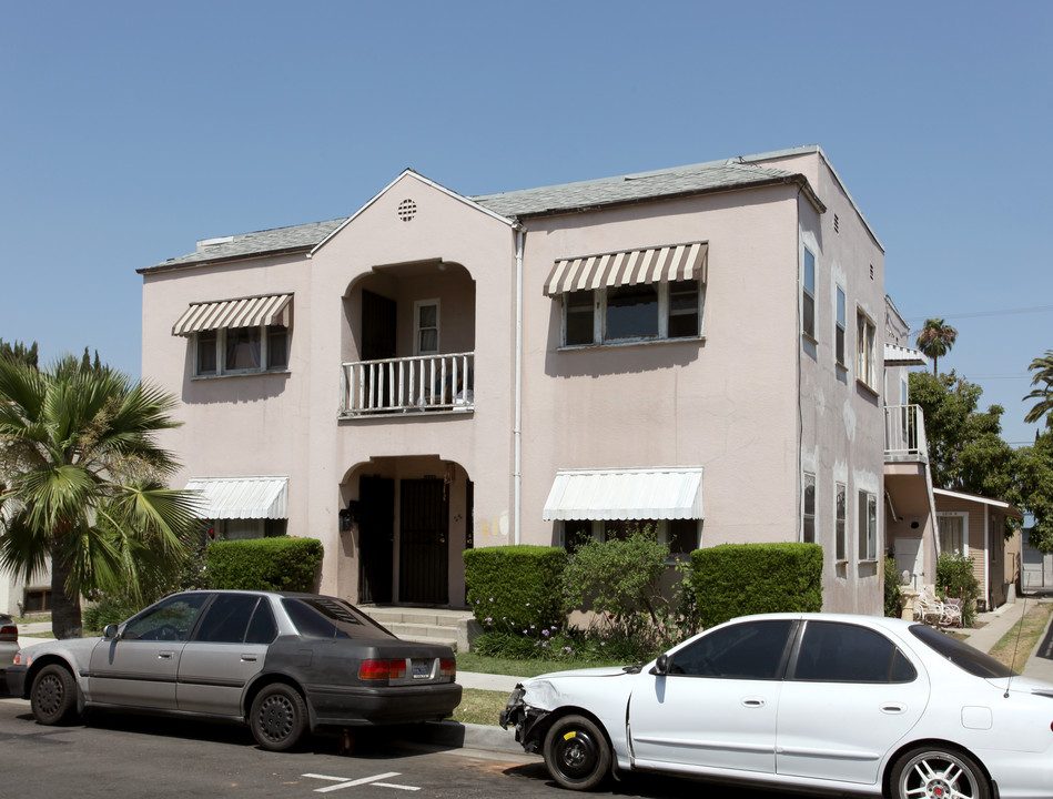 6812 Stafford Ave in Huntington Park, CA - Building Photo