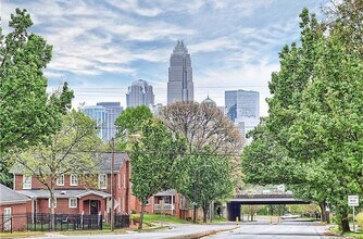 322 Walnut Ave, Unit 1 in Charlotte, NC - Building Photo - Building Photo