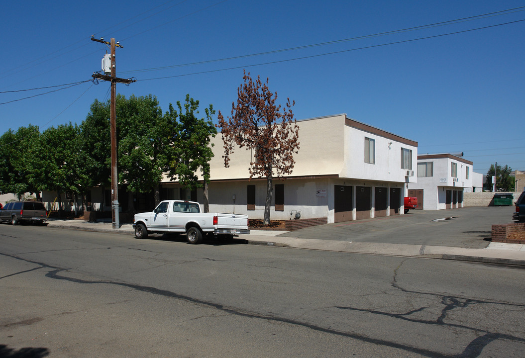 The Cape Codder Apartments in El Cajon, CA - Foto de edificio