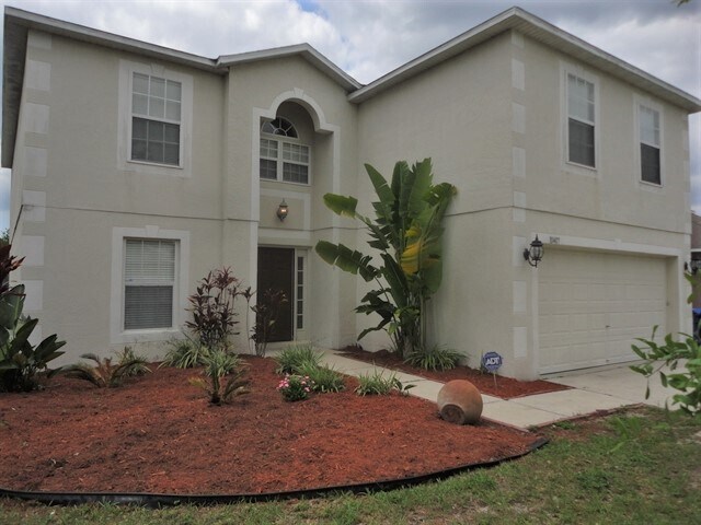 10407 Fly Fishing St in Riverview, FL - Building Photo
