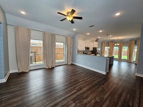 3718 Harlingen St in Dallas, TX - Building Photo - Building Photo