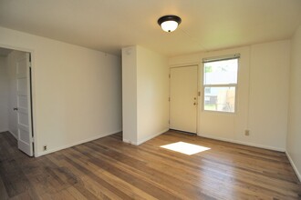 6923-6923 NE Prescott St in Portland, OR - Building Photo - Building Photo