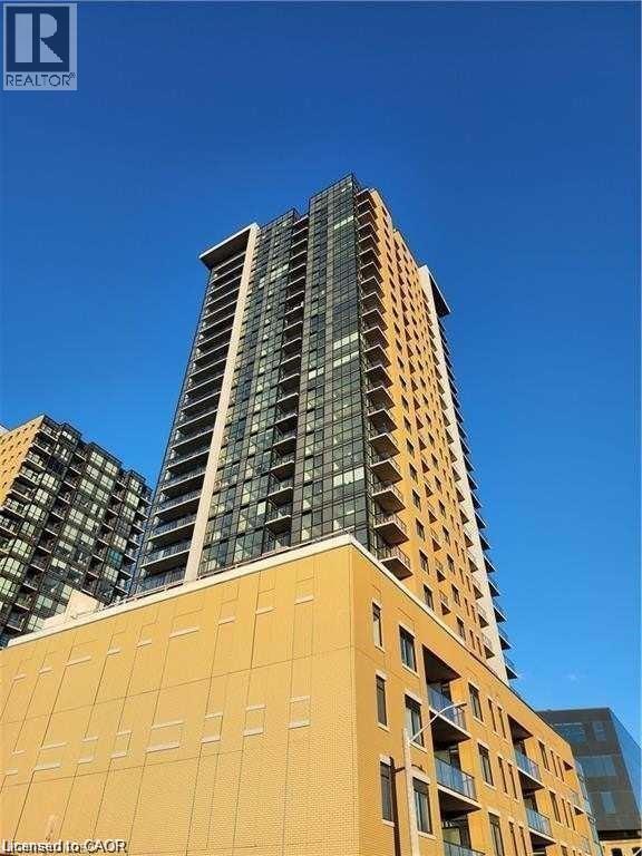 108 Garment St in Kitchener, ON - Building Photo - Building Photo