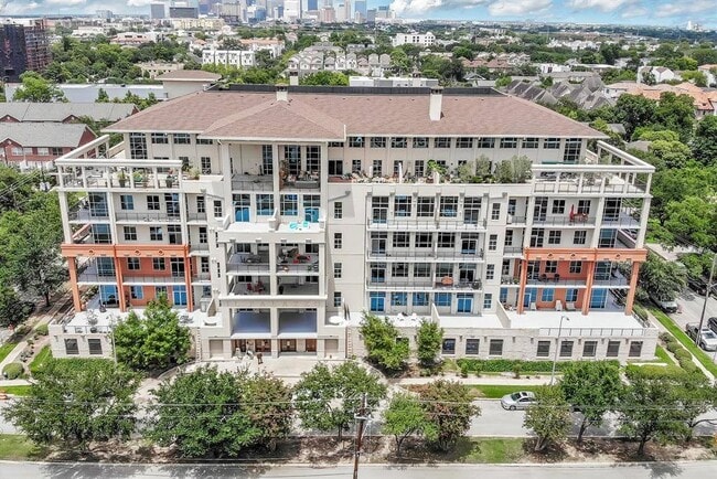 1401 Calumet St in Houston, TX - Building Photo - Building Photo