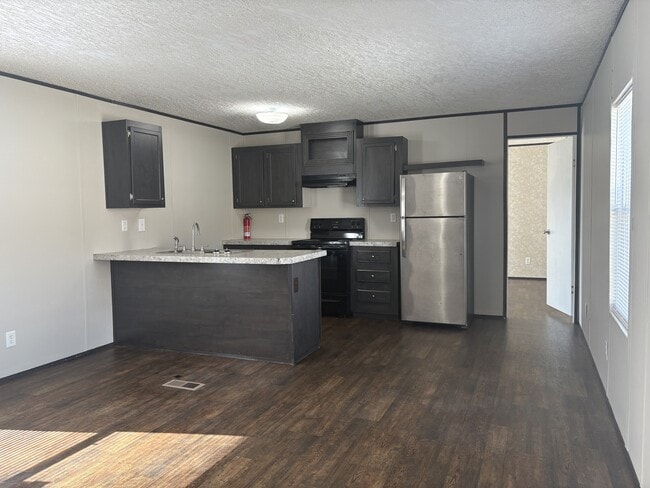 503 Blakley Dr in Timmonsville, SC - Building Photo - Building Photo