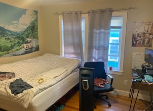 27 Fairfax St, Unit 1 in Somerville, MA - Foto de edificio - Building Photo